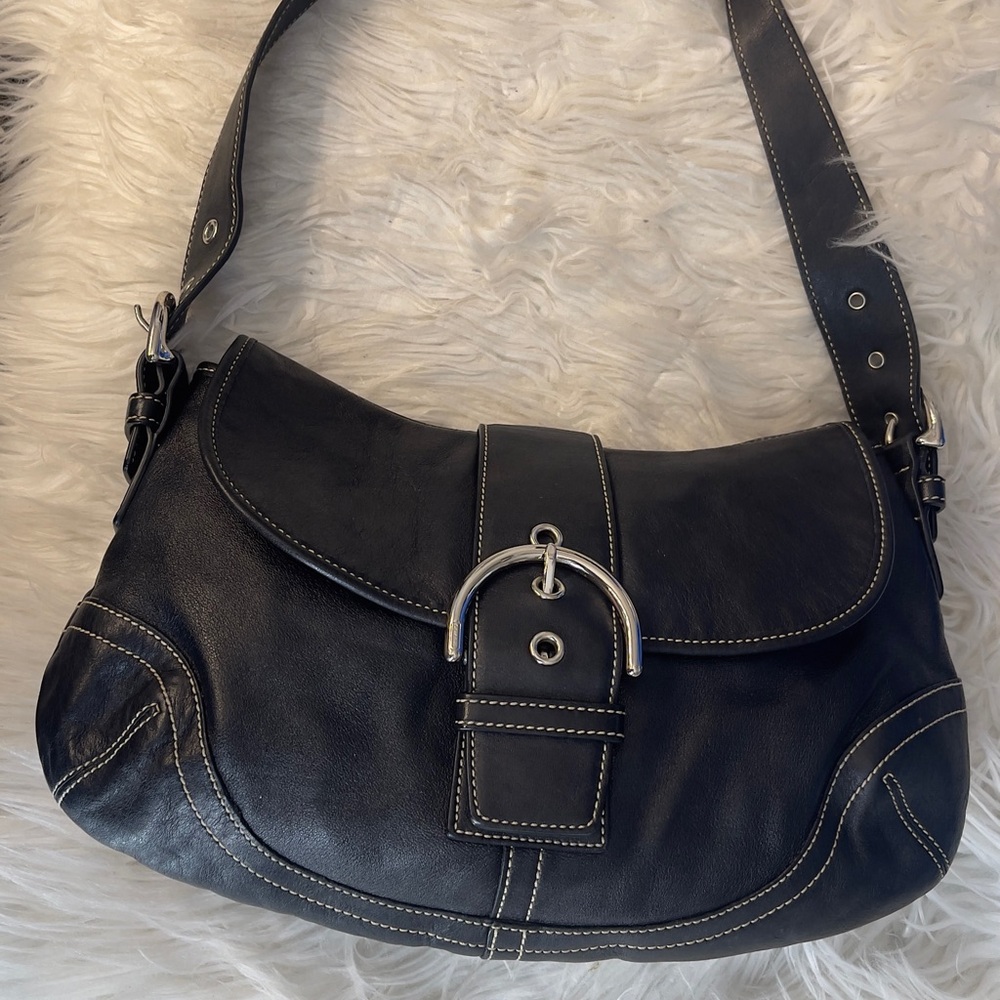 Vintage Coach Black Leather Shoulder Bag with Silver Accents - Picture 2 of 14